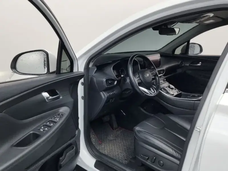 2021 Hyundai Santa Fe с пробегом 38 999 км