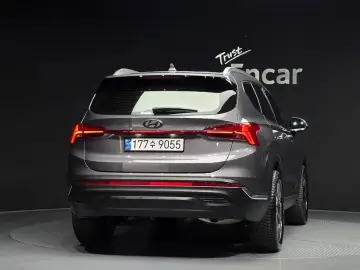 2023 Hyundai Santa Fe с пробегом 26 058 км