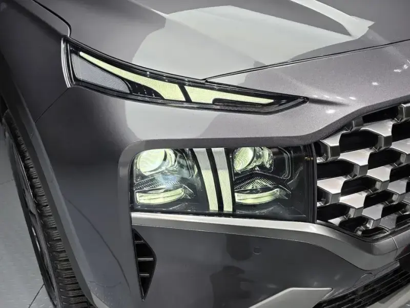 2023 Hyundai Santa Fe с пробегом 26 058 км