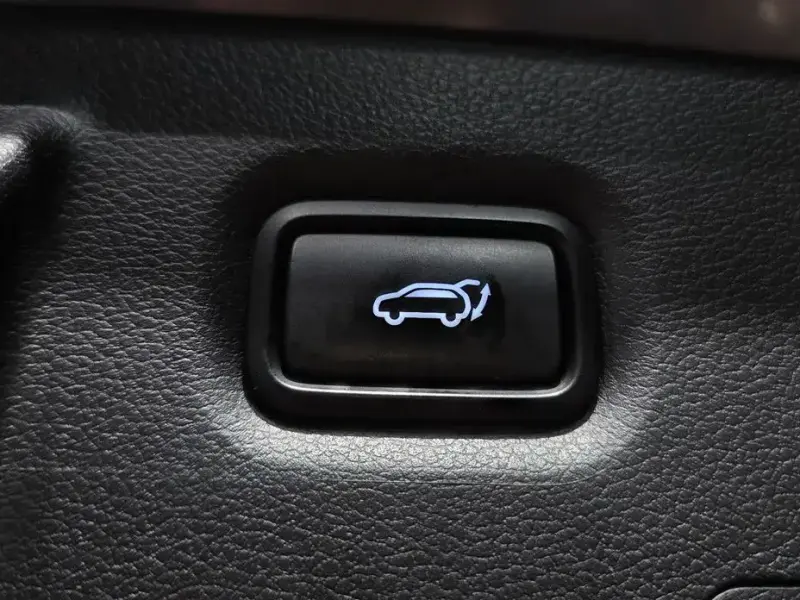 2023 Hyundai Santa Fe с пробегом 26 058 км