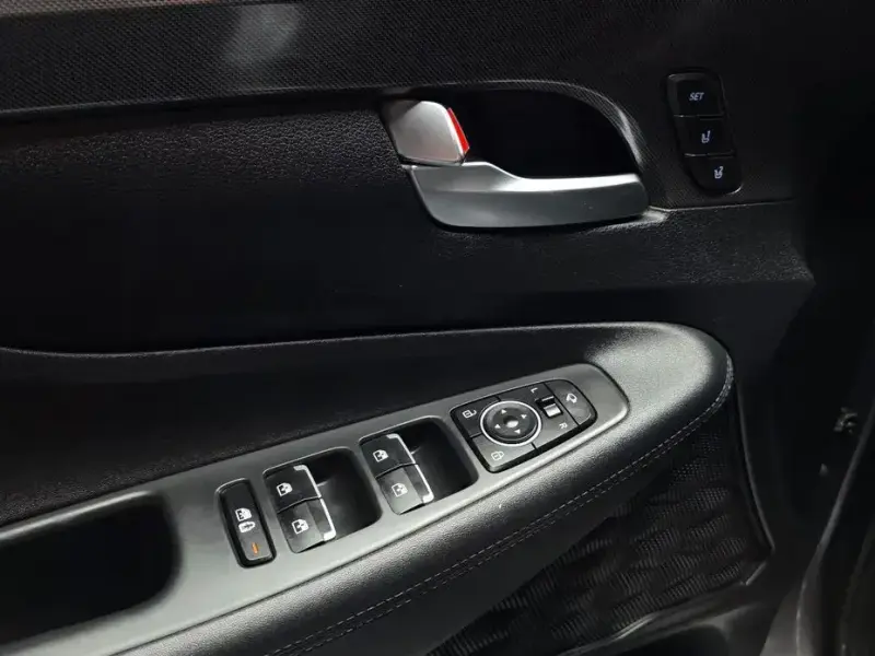 2023 Hyundai Santa Fe с пробегом 26 058 км