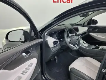 2021 Hyundai Santa Fe с пробегом 62 556 км