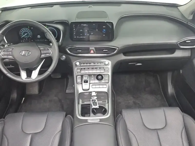 2023 Hyundai Santa Fe с пробегом 63 698 км