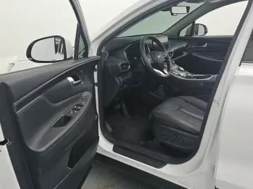 2023 Hyundai Santa Fe с пробегом 63 698 км