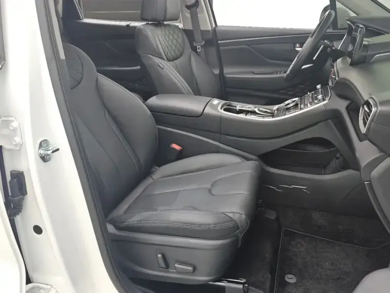 2023 Hyundai Santa Fe с пробегом 63 698 км