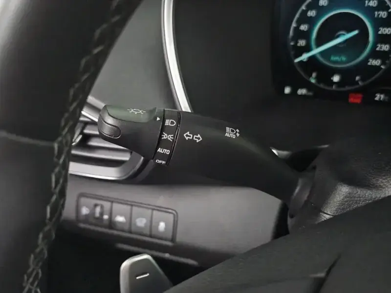 2023 Hyundai Santa Fe с пробегом 63 698 км