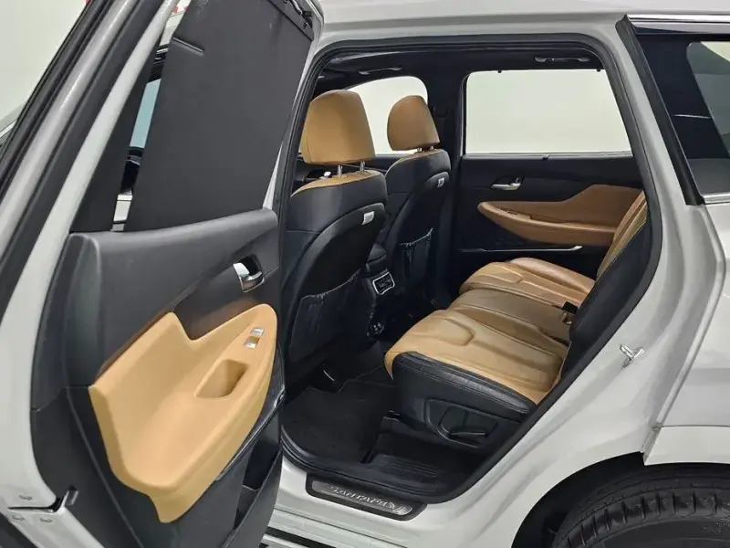 2021 Hyundai Santa Fe с пробегом 49 267 км