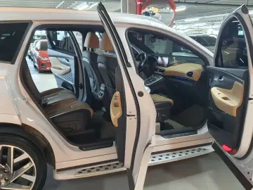 2020 Hyundai Santa Fe с пробегом 11 467 км