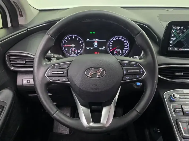 2021 Hyundai Santa Fe с пробегом 106 085 км