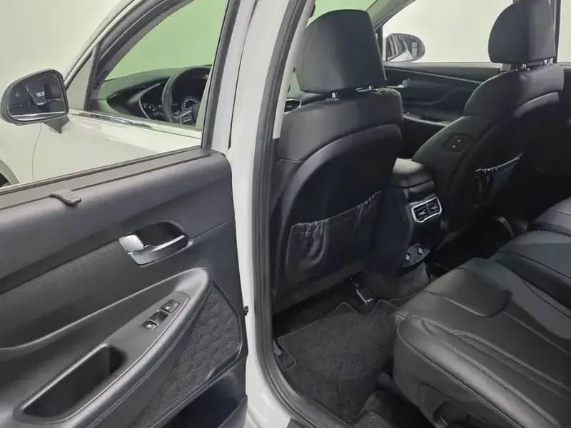 2021 Hyundai Santa Fe с пробегом 106 085 км