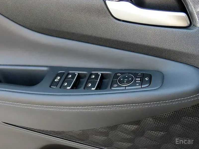 2020 Hyundai Santa Fe с пробегом 82 653 км