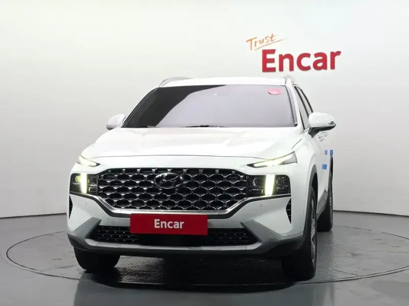 2023 Hyundai Santa Fe с пробегом 63 633 км