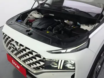 2023 Hyundai Santa Fe с пробегом 63 633 км