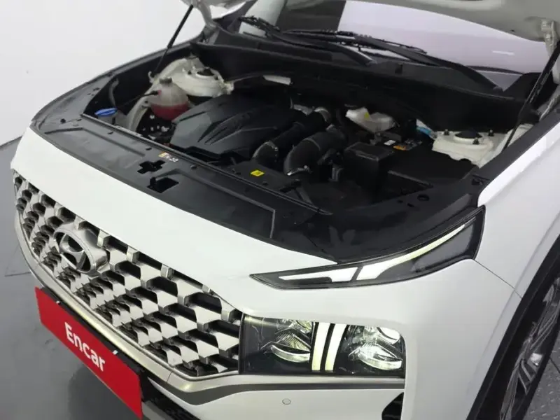 2023 Hyundai Santa Fe с пробегом 63 633 км