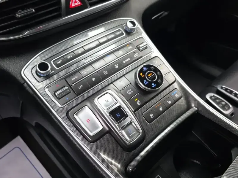 2023 Hyundai Santa Fe с пробегом 63 633 км