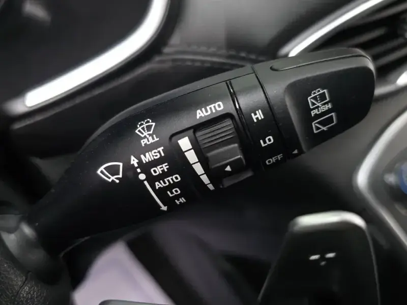 2023 Hyundai Santa Fe с пробегом 63 633 км