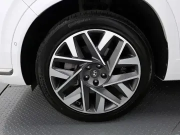 2023 Hyundai Santa Fe с пробегом 30 646 км