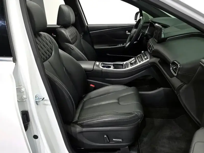 2023 Hyundai Santa Fe с пробегом 30 646 км