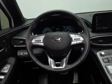 2023 Hyundai Santa Fe с пробегом 30 646 км
