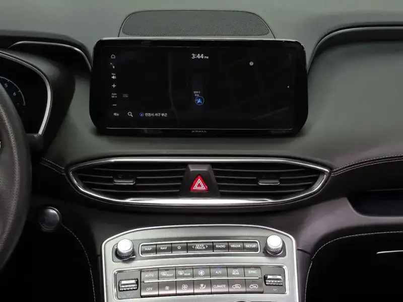 2023 Hyundai Santa Fe с пробегом 30 646 км