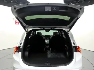 2023 Hyundai Santa Fe с пробегом 30 646 км