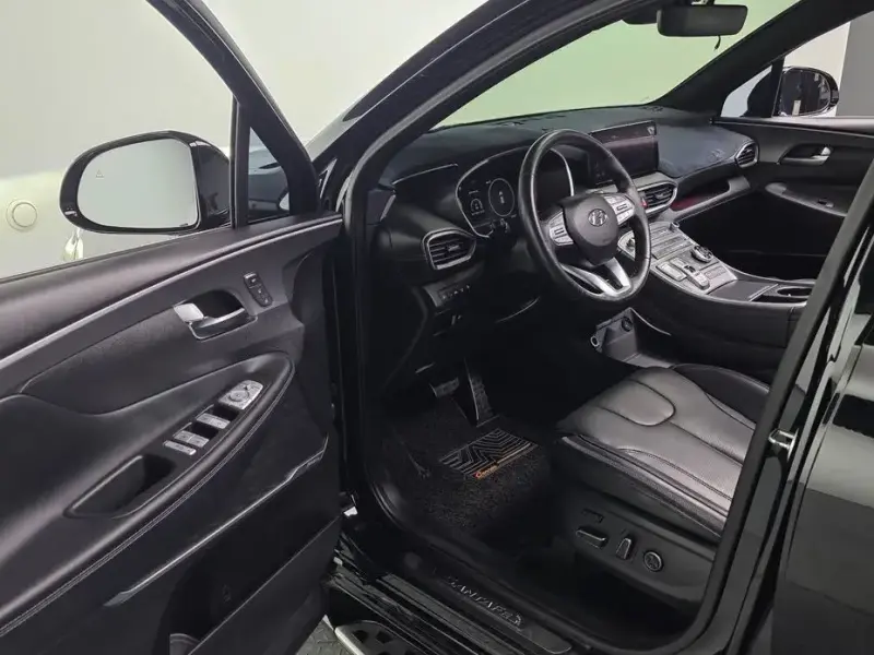 2021 Hyundai Santa Fe с пробегом 33 695 км