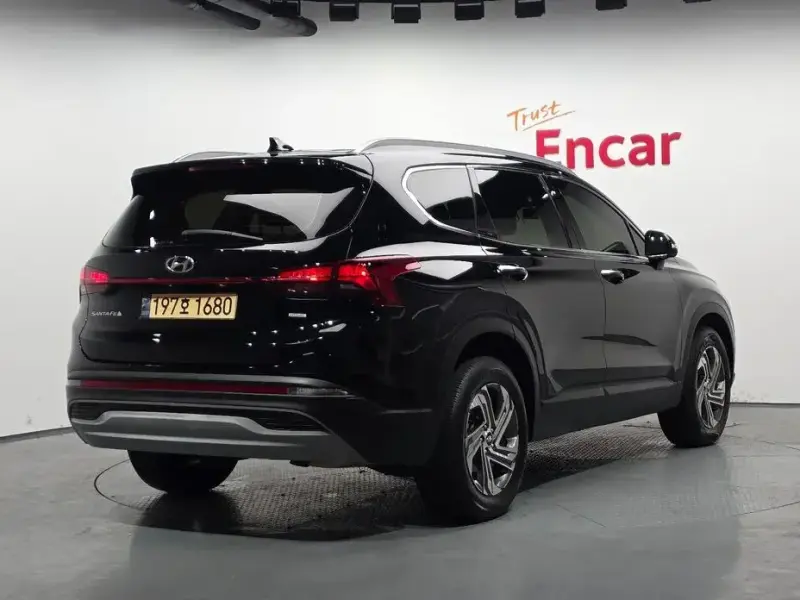 2022 Hyundai Santa Fe с пробегом 54 939 км