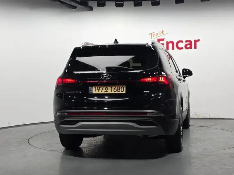 2022 Hyundai Santa Fe с пробегом 54 939 км