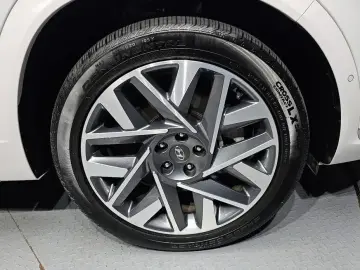 2021 Hyundai Santa Fe с пробегом 19 108 км