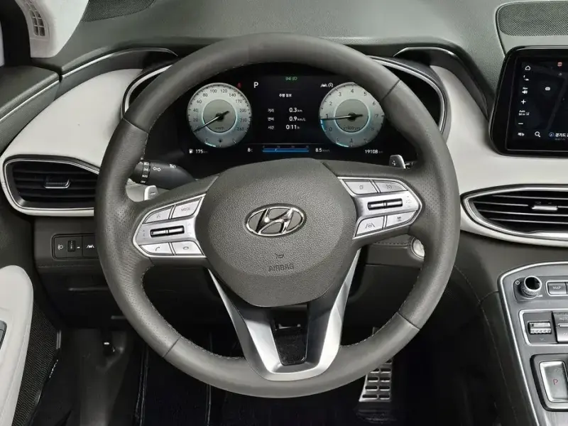 2021 Hyundai Santa Fe с пробегом 19 108 км