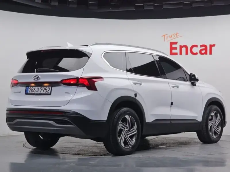 2021 Hyundai Santa Fe с пробегом 52 495 км