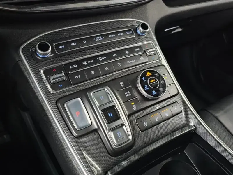 2021 Hyundai Santa Fe с пробегом 52 495 км