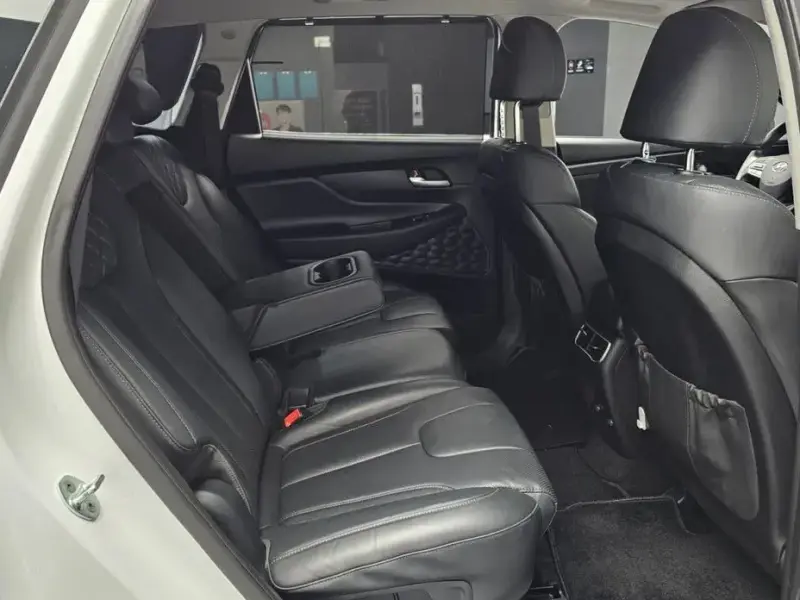 2021 Hyundai Santa Fe с пробегом 52 495 км