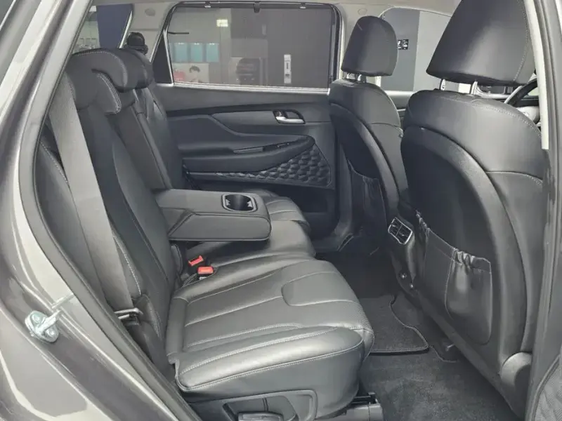 2023 Hyundai Santa Fe с пробегом 23 885 км