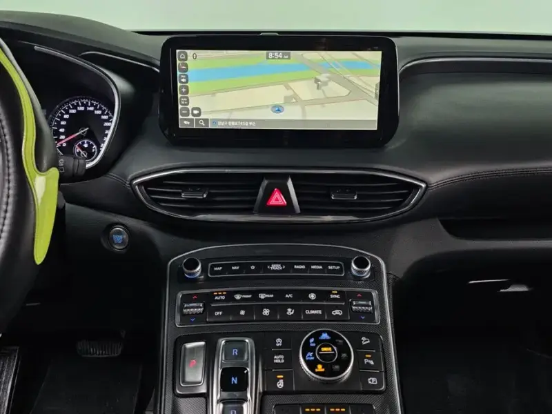 2023 Hyundai Santa Fe с пробегом 23 885 км