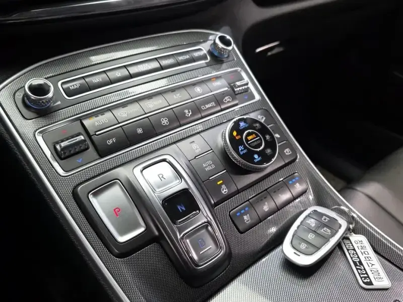 2022 Hyundai Santa Fe с пробегом 103 292 км