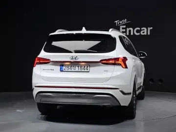 2021 Hyundai Santa Fe с пробегом 77 745 км