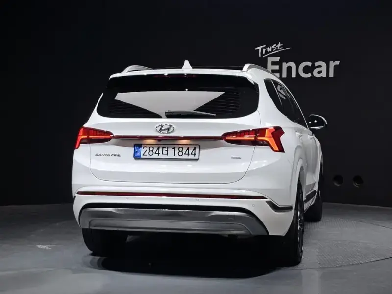 2021 Hyundai Santa Fe с пробегом 77 745 км