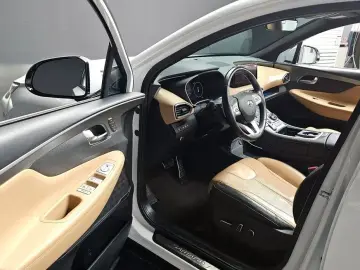 2021 Hyundai Santa Fe с пробегом 77 745 км