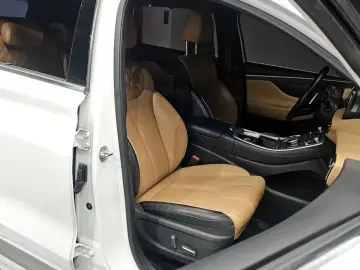 2021 Hyundai Santa Fe с пробегом 77 745 км