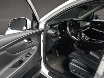 2021 Hyundai Santa Fe с пробегом 31 933 км
