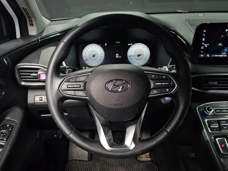 2021 Hyundai Santa Fe с пробегом 31 933 км