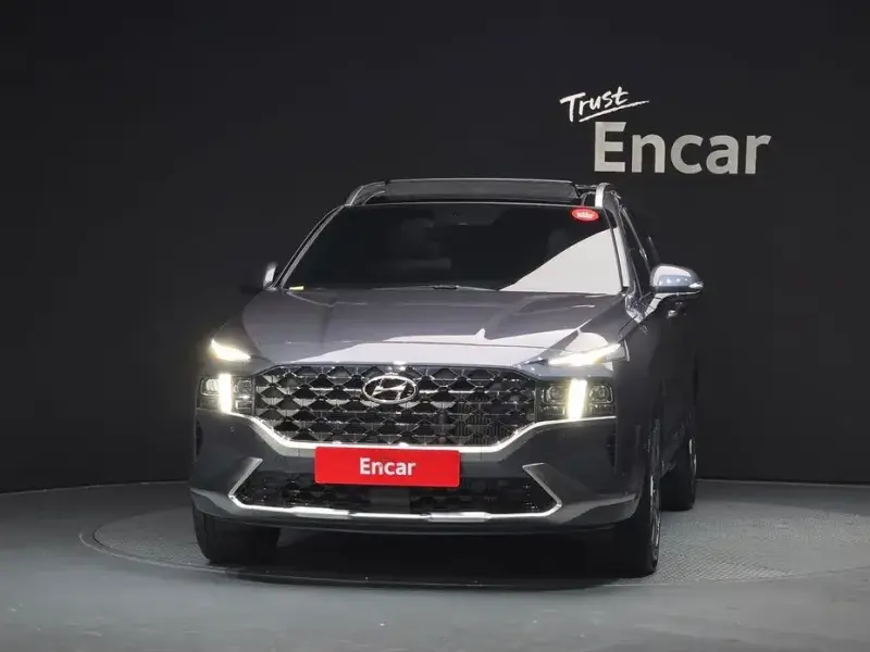 2023 Hyundai Santa Fe с пробегом 18 165 км