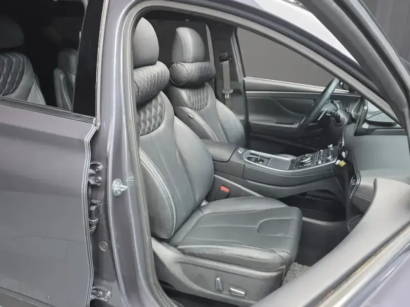 2023 Hyundai Santa Fe с пробегом 18 165 км