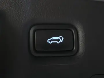2023 Hyundai Santa Fe с пробегом 18 165 км