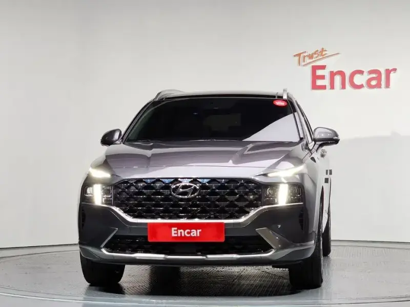 2023 Hyundai Santa Fe с пробегом 19 541 км