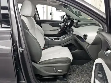 2023 Hyundai Santa Fe с пробегом 19 541 км