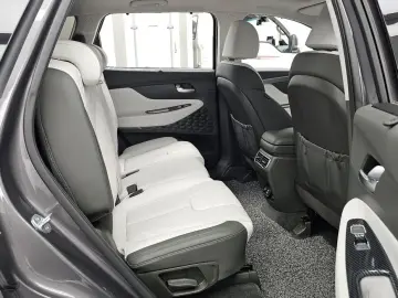 2023 Hyundai Santa Fe с пробегом 19 541 км