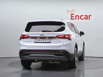2023 Hyundai Santa Fe с пробегом 23 131 км
