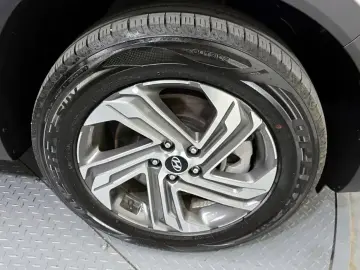 2023 Hyundai Santa Fe с пробегом 23 131 км